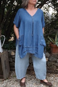 PANTALON EN LIN HECTOR COULEUR GRIS BLEU ET TUNIQUE EN TENCEL DIANE