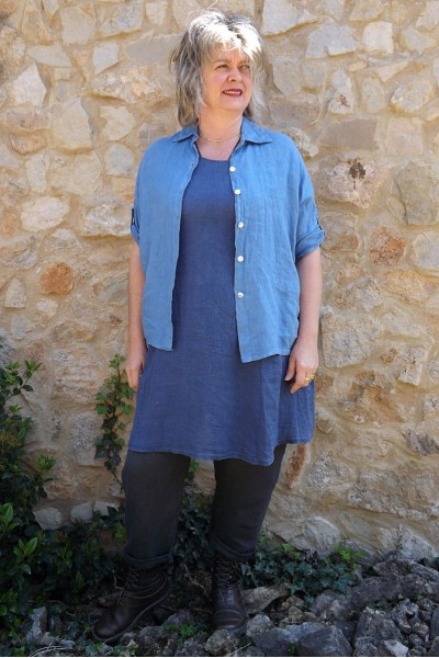 Chemise lin bleu Albane, tunique lin Blandine et pantalon lin Gabriel