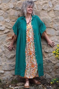 Veste ou robe lin Suzette vert véronèse et robe Anastasia fleurs oranges