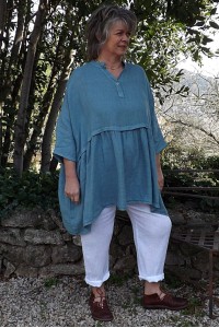 Tunique lin grande taille Colette bleu bahamas et pantalon lin Gabriel.