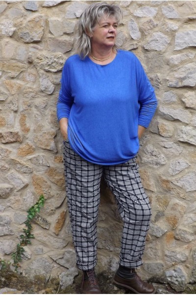 Pull léger Auguste grande taille bleu roi et pantalon Garry