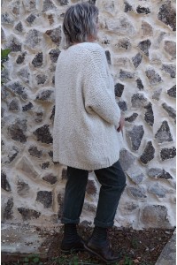 Pull grande taille Ivan crème et pantalon Henri kaki