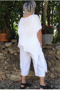 Pull femme en maille coton blanc.